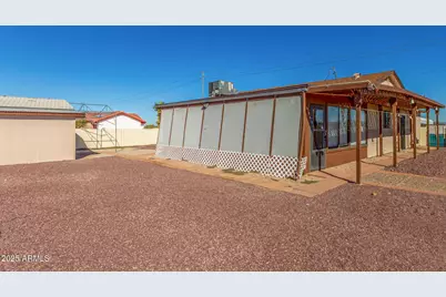 15762 S Overfield Road, Arizona City, AZ 85123 - Photo 29