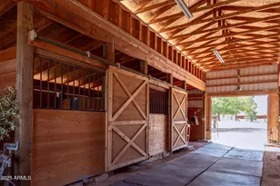 712 W Treasure Rd, Pearce, AZ 85625 - Photo 33