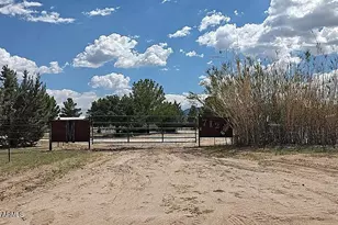 712 W Treasure Rd, Pearce, AZ 85625 - Photo 37