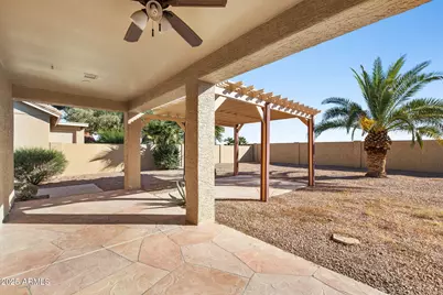 10625 E Navajo Place, Sun Lakes, AZ 85248 - Photo 17