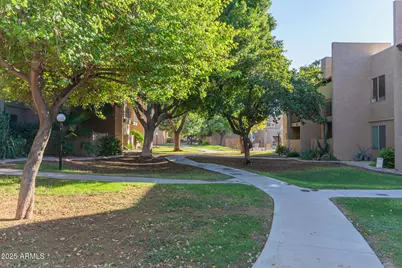 5525 E Thomas Road #E3, Phoenix, AZ 85018 - Photo 27