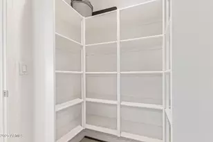 8124 E Mitchell Dr, Scottsdale, AZ 85251 - Photo 11