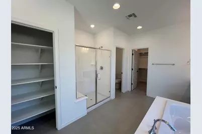 16917 W Jenan Road, Surprise, AZ 85388 - Photo 25