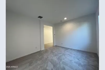 16917 W Jenan Road, Surprise, AZ 85388 - Photo 5