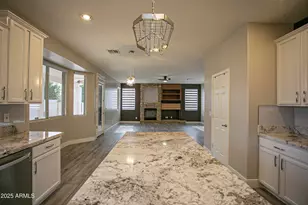 7033 W Honeysuckle Dr, Peoria, AZ 85383 - Photo 9