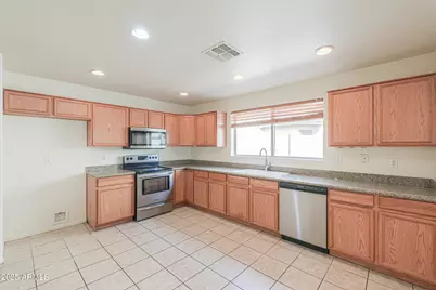 1522 N Desert Willow Avenue, Casa Grande, AZ 85122 - Photo 13