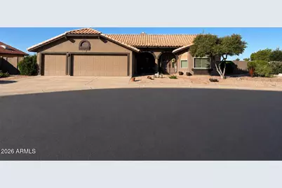 586 W Casa Grande Lakes Boulevard N, Casa Grande, AZ 85122 - Photo 1