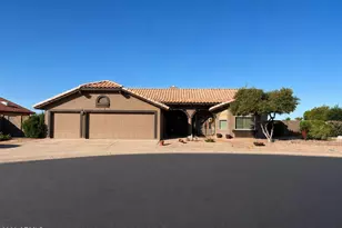 586 W Casa Grande Lakes Blvd N, Casa Grande, AZ 85122 - Photo 1