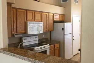 623 W Greentree Dr, Chandler, AZ 85225 - Photo 3