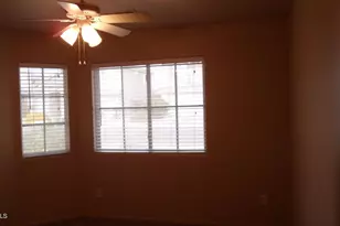 16377 W Cottonwood St, Surprise, AZ 85388 - Photo 15