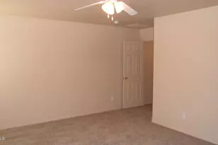 16377 W Cottonwood St, Surprise, AZ 85388 - Photo 11