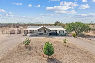 32556 N Keffer Rd, San Tan Valley, AZ 85143 - Photo 1