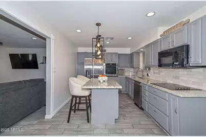17234 N 15th Avenue, Phoenix, AZ 85023 - Photo 15