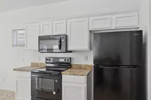 9951 W Bloch Rd, Tolleson, AZ 85353 - Photo 7