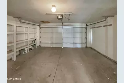 24018 N 40th Drive, Glendale, AZ 85310 - Photo 23