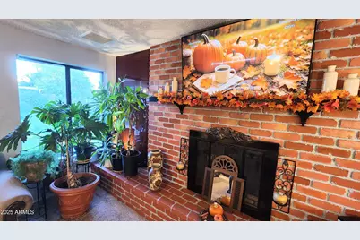 5515 W Hatcher Road, Glendale, AZ 85302 - Photo 11