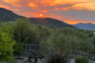 37202 N Holiday Ln, Carefree, AZ 85377 - Photo 43