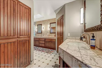 37202 N Holiday Lane, Carefree, AZ 85377 - Photo 19