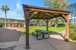 1111 E Turney Ave, Phoenix, AZ 85014 - Photo 19