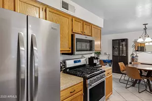 1111 E Turney Ave, Phoenix, AZ 85014 - Photo 11