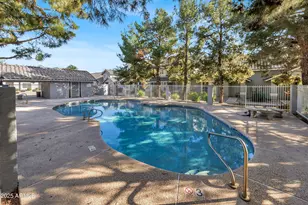 860 N McQueen Rd, Chandler, AZ 85225 - Photo 25