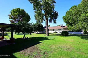 10788 W Cinnebar Ave, Sun City, AZ 85351 - Photo 31