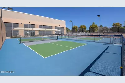 10788 W Cinnebar Avenue, Sun City, AZ 85351 - Photo 41