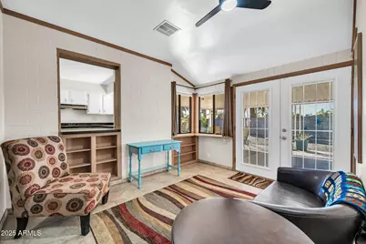 10517 W Cumberland Drive, Sun City, AZ 85351 - Photo 11