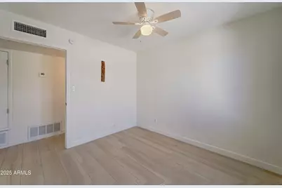 2427 E Marmora Street, Phoenix, AZ 85032 - Photo 27