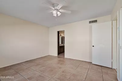 1018 E Michelle Drive, Phoenix, AZ 85022 - Photo 21