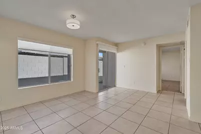 1018 E Michelle Drive, Phoenix, AZ 85022 - Photo 9