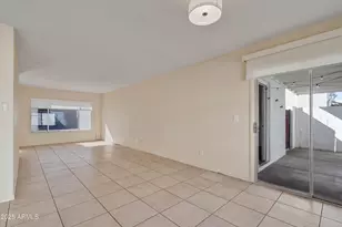 1018 E Michelle Dr, Phoenix, AZ 85022 - Photo 13