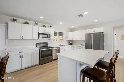 3432 W Joan De Arc Avenue, Phoenix, AZ 85029 - Photo 9