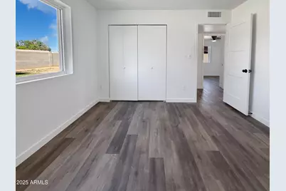 12230 N 47th Lane, Glendale, AZ 85304 - Photo 17