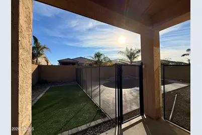 943 W Danish Red Trail, San Tan Valley, AZ 85143 - Photo 23
