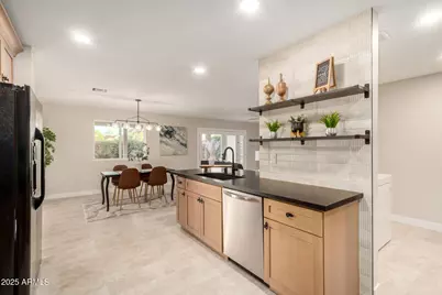 25849 S Brentwood Drive, Sun Lakes, AZ 85248 - Photo 5