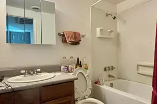 7125 W Heatherbrae Dr, Phoenix, AZ 85033 - Photo 7