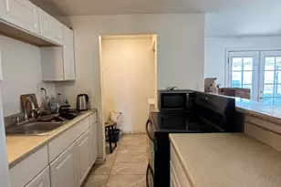 7125 W Heatherbrae Dr, Phoenix, AZ 85033 - Photo 11