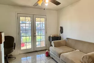 7125 W Heatherbrae Dr, Phoenix, AZ 85033 - Photo 5