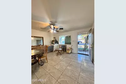 7125 W Heatherbrae Drive, Phoenix, AZ 85033 - Photo 3