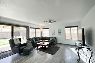 17311 N Kimberly Way, Surprise, AZ 85374 - Photo 7