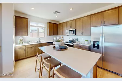 484 W Fremont Pass, Apache Junction, AZ 85120 - Photo 3