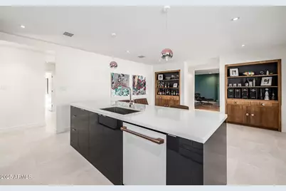 517 W Holly Street, Phoenix, AZ 85003 - Photo 11