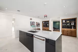 517 W Holly St, Phoenix, AZ 85003 - Photo 11