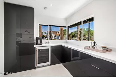 517 W Holly Street, Phoenix, AZ 85003 - Photo 13