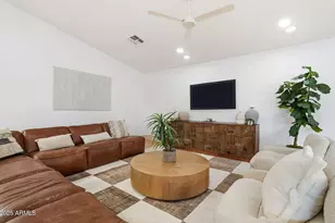 2315 N 42nd St, Phoenix, AZ 85008 - Photo 17