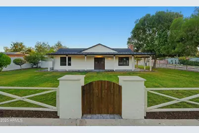 2315 N 42nd Street, Phoenix, AZ 85008 - Photo 1