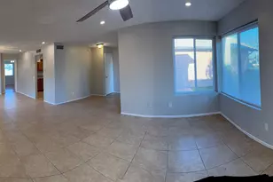 10138 W Highland Ave, Phoenix, AZ 85037 - Photo 11