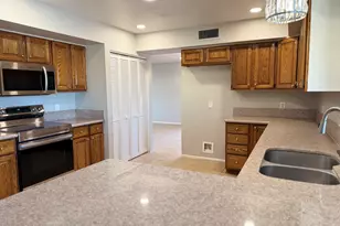 10138 W Highland Ave, Phoenix, AZ 85037 - Photo 17