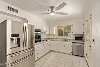 10034 W Concord Avenue, Sun City, AZ 85351 - Photo 13